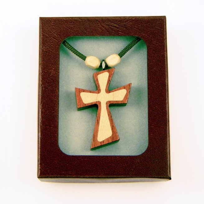 21M - Wooden cross