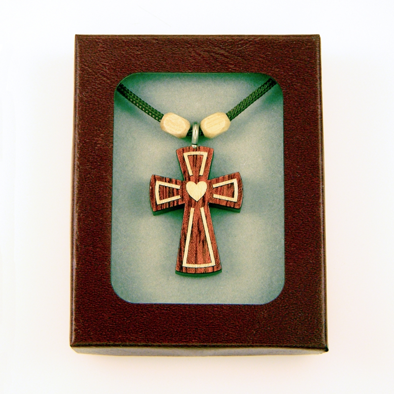 29A - Wooden cross, heart