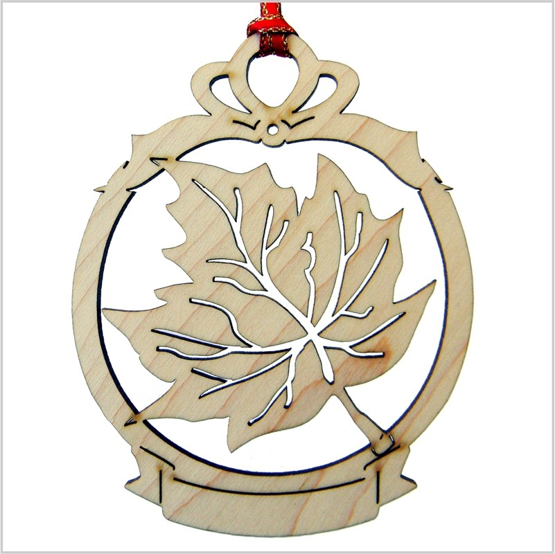 563 - Ornament, Maple Leaf
