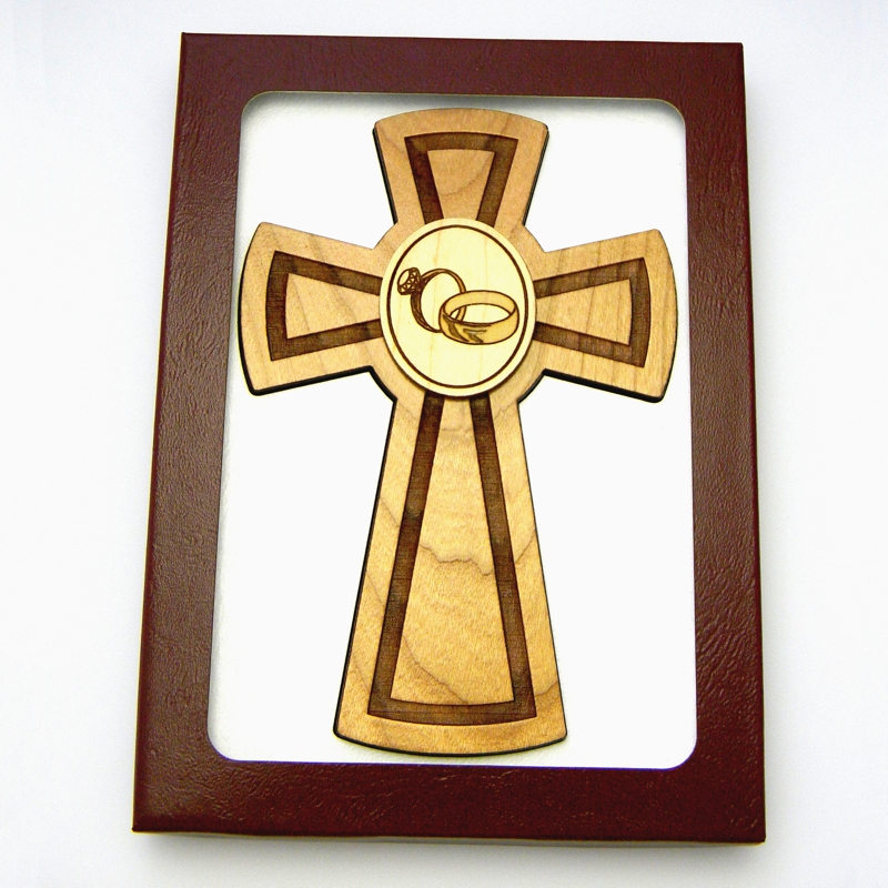 83E - Crucifix with alliance