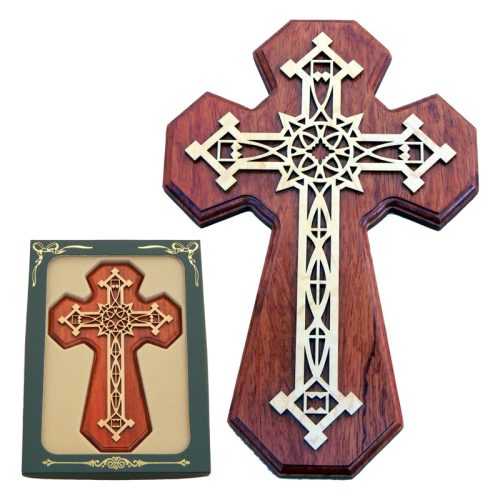 CLA6 - Wooden crucifix