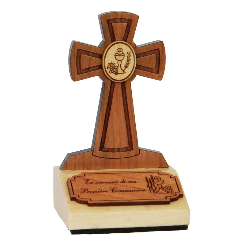 K83A - Trinket with cross, chalice