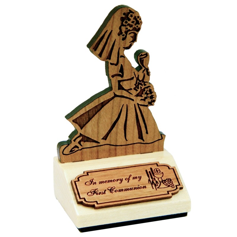 KF100 - Trinket with girl kneeling